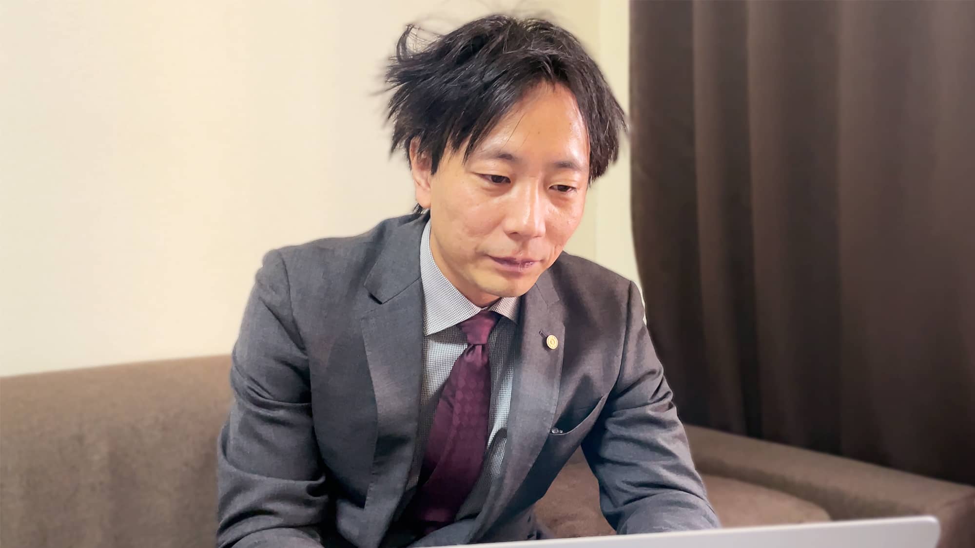 藤原友行政書士事務所